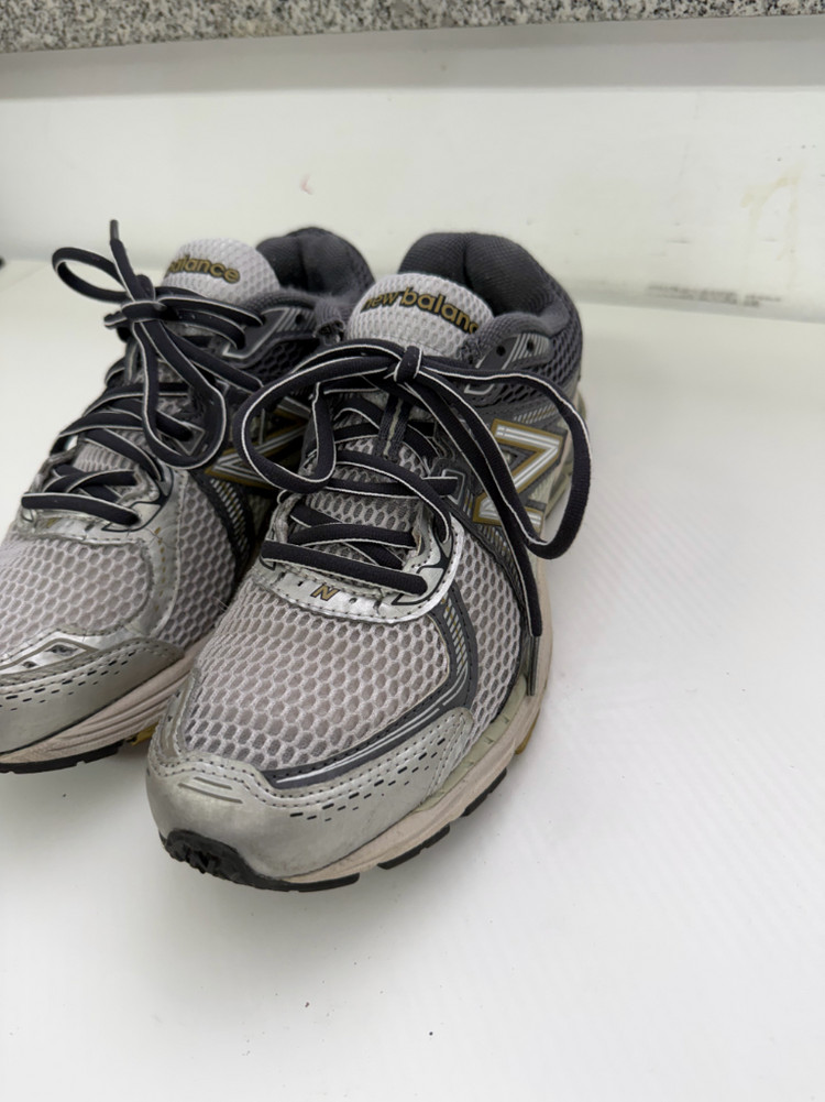 정품) 뉴발란스 860 V2 운동화 265 이미지