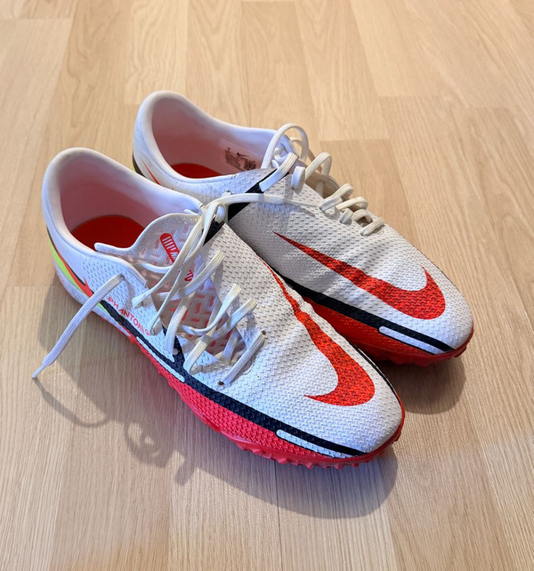 나이키 팬텀 GT2 프로 TF 축구화 판매합니다 270mm 이미지