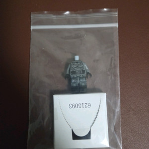 레고 DC 배트맨 망토(새상품)와 더 배트맨 토르소 이미지