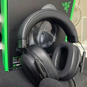 레이저 블랙샤크 v2 하이퍼스피드 이미지