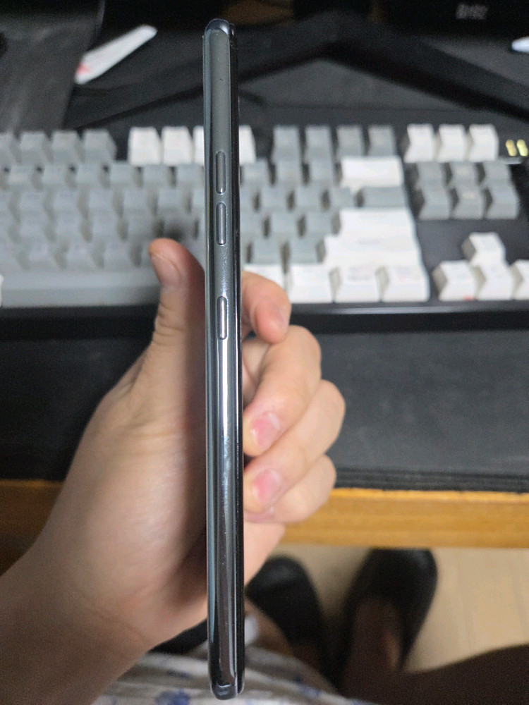 LG 스마트폰 k51 이미지