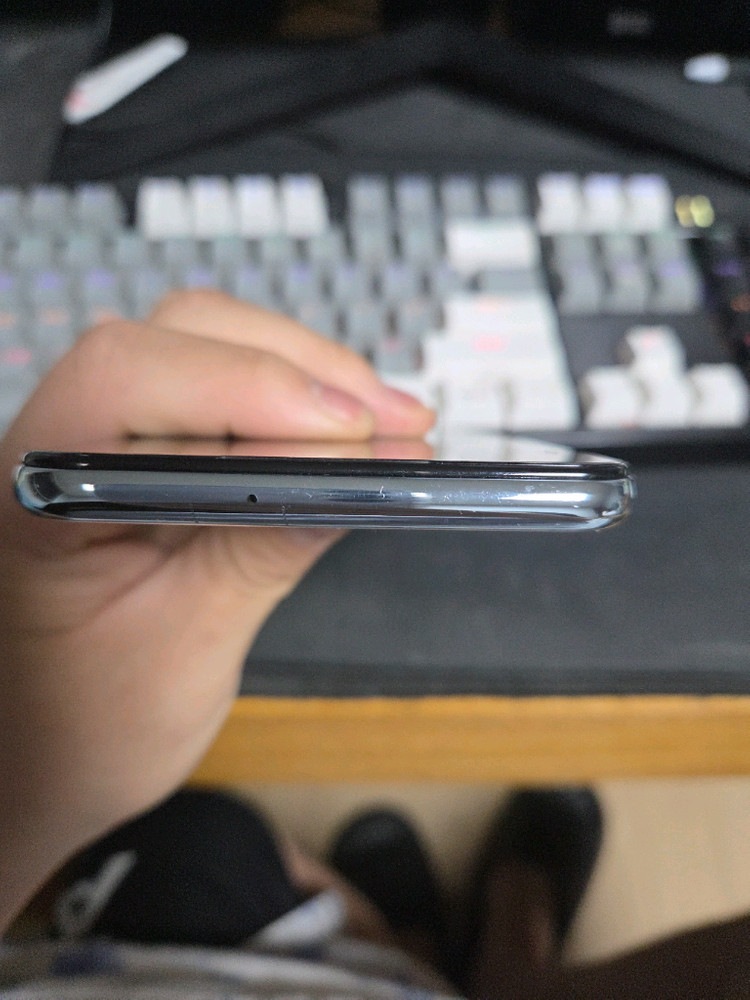 LG 스마트폰 k51 이미지