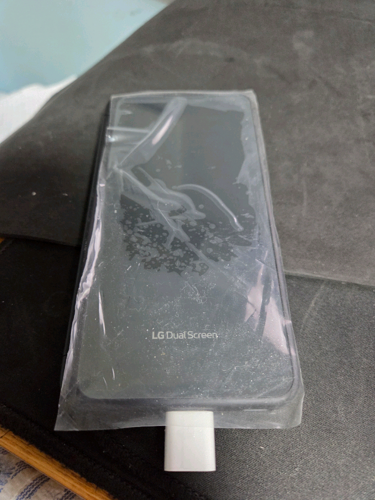 LG. V50 스마트폰 이미지