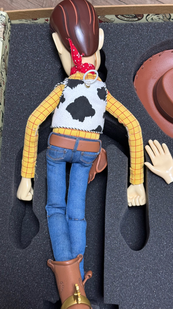 우디 얼티메이트 피규어 이미지