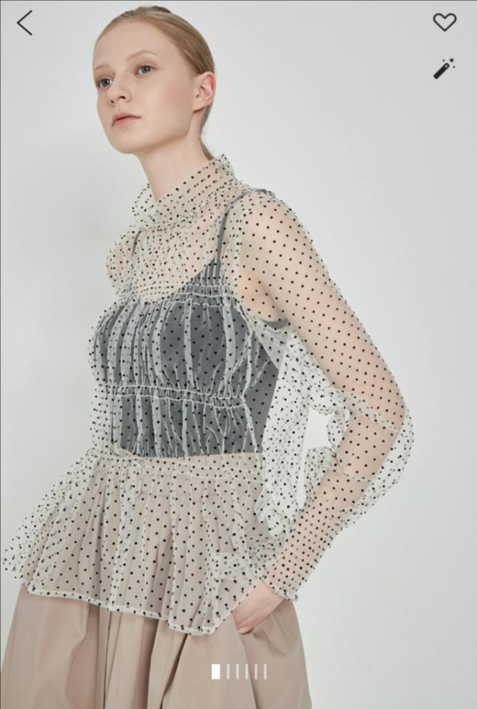 21년 한섬 시스템 SYSTEM 시스루 탑 레이스 샤 도트 블라우스 레이어드 이너 셔링 퍼프 아이보리 이미지