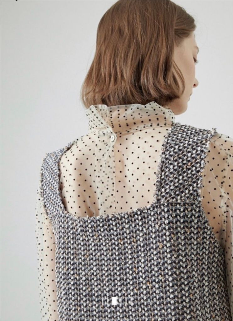 21년 한섬 시스템 SYSTEM 시스루 탑 레이스 샤 도트 블라우스 레이어드 이너 셔링 퍼프 아이보리 이미지