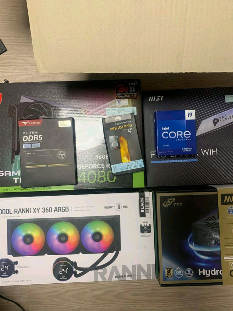 13900kf rtx 4080 게이밍 컴퓨터 본체 이미지