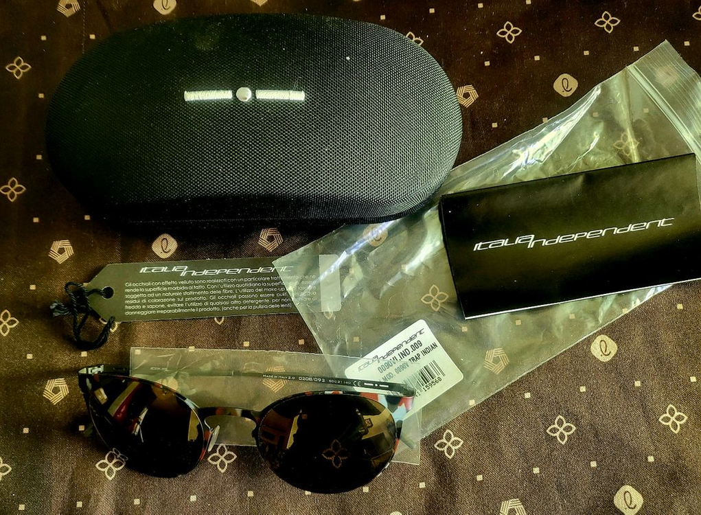 [미사용새상품] INDEPENDENT 티타늄 카모 선글라스 이미지