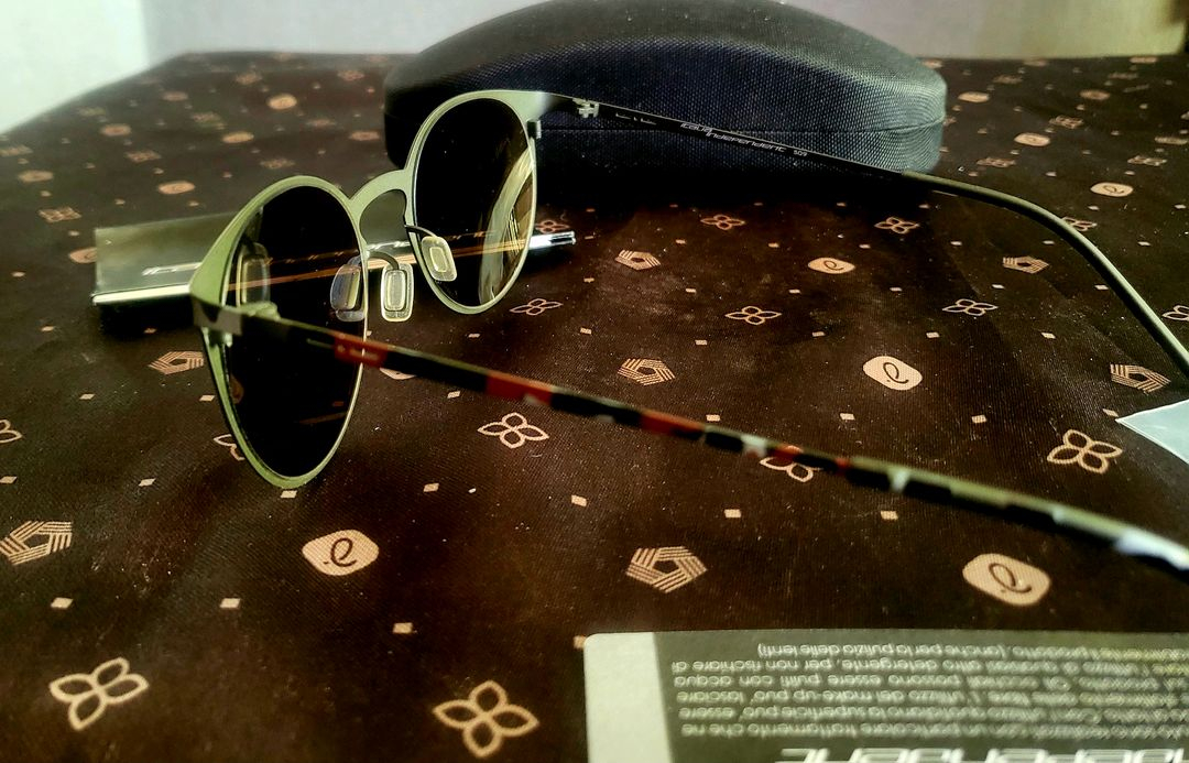 [미사용새상품] INDEPENDENT 티타늄 카모 선글라스 이미지