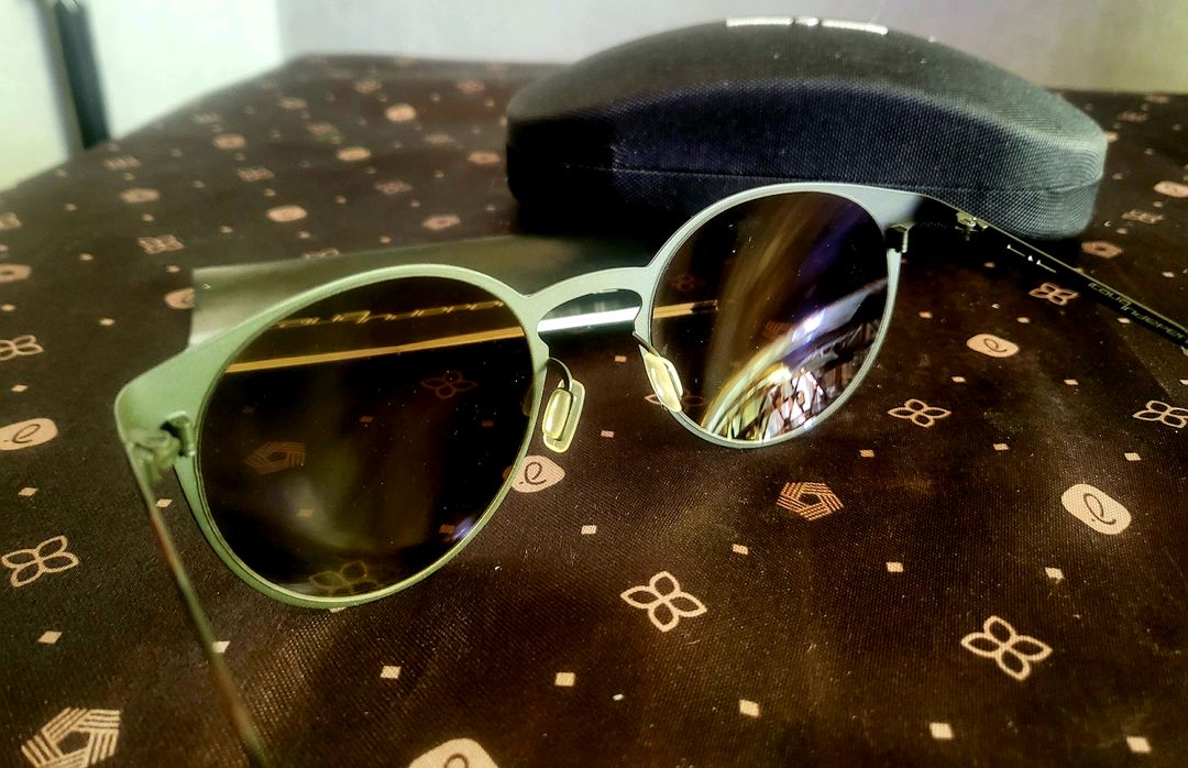 [미사용새상품] INDEPENDENT 티타늄 카모 선글라스 이미지