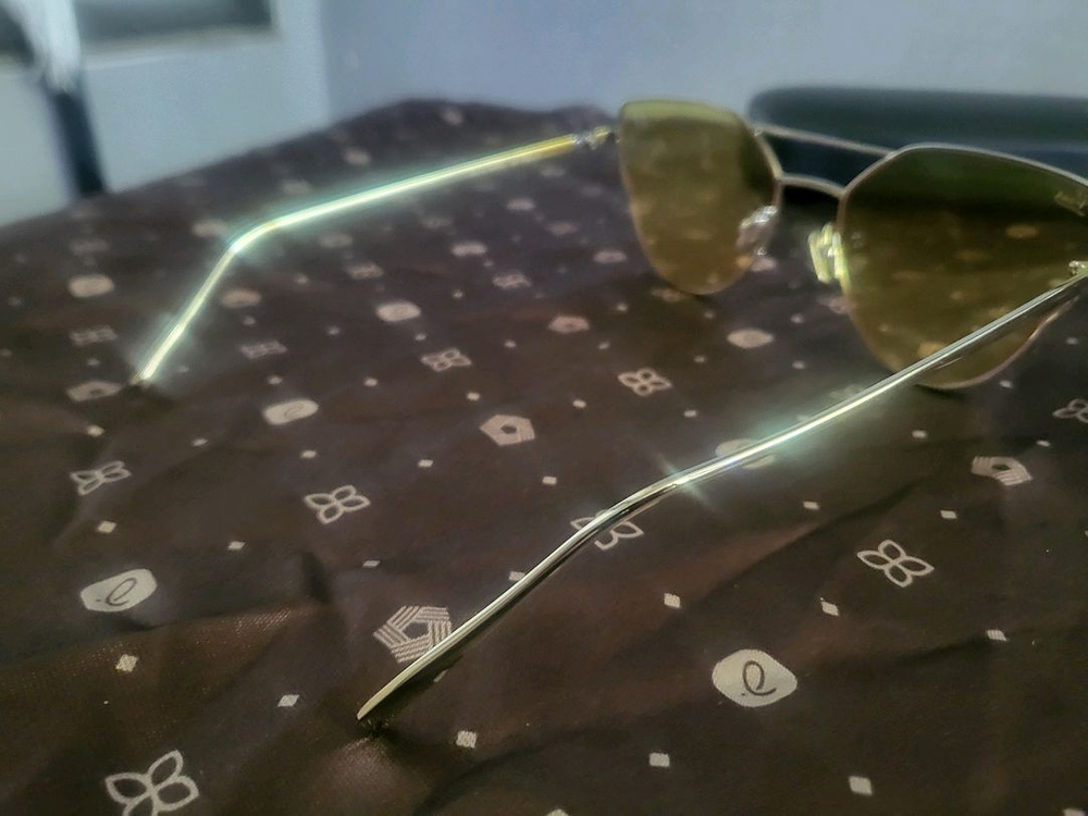 [미사용 새상품] 틴트렌즈 선글라스 이미지