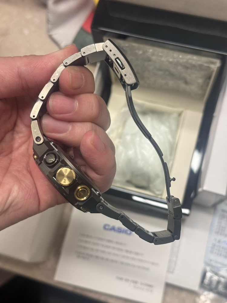 지샥 MRG-B1000BA-1ADR 이미지