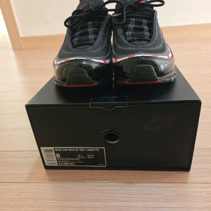 나이키 언디핏 에어맥스 97 블랙 260 사이즈 이미지