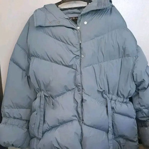 한섬 시스템 스트링 거위털패딩 호칭88-98-165몇군데 연한얼룩있어서세탁비빼서손목스트링부분에 동란거가죽패치는 빼버 이미지