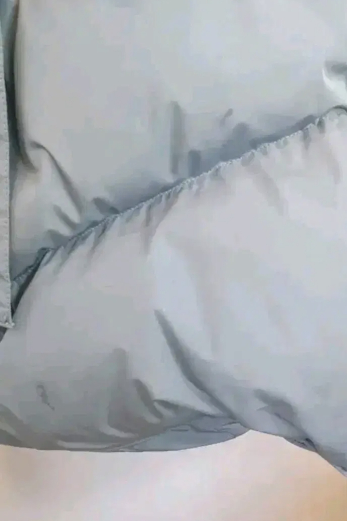 한섬 시스템 스트링 거위털패딩 호칭88-98-165몇군데 연한얼룩있어서세탁비빼서손목스트링부분에 동란거가죽패치는 빼버 이미지