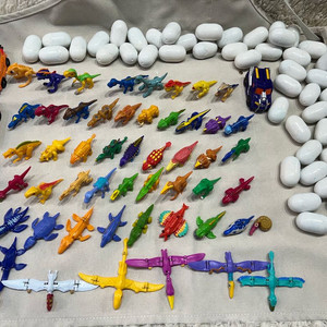 공룡메카드 터닝메카드 50개 일괄판매 이미지