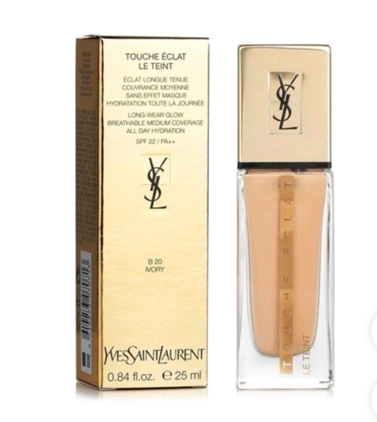 입생로랑 뚜쉬 에끌라 르 뗑 파운데이션 B20 아이보리 색상 새 상품입니다SPF 22 / PA++로 자외선 차단 이미지