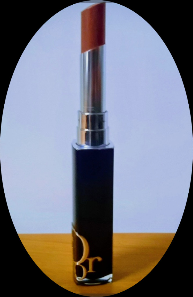 디올 어딕트 립스틱 426 코랄 토데오 색상입니다- 용량: 3.2g- 이미지