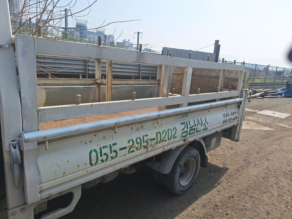 포터2 파워게이트 파워게이터 리프트 리프터 달린 적재함 고리7개짜리 이미지