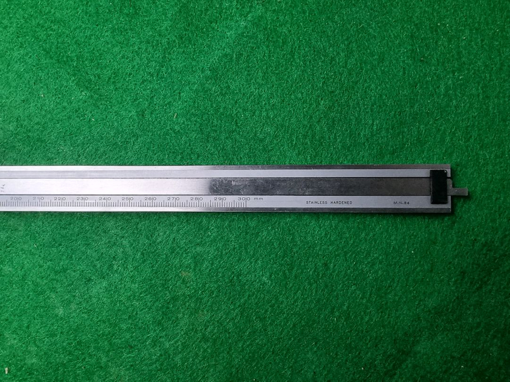 미츠토요 다이얼 버니어캘리퍼스 300mm 이미지