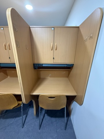 독서실 책상(칸막이 책상) 팝니다. 이미지