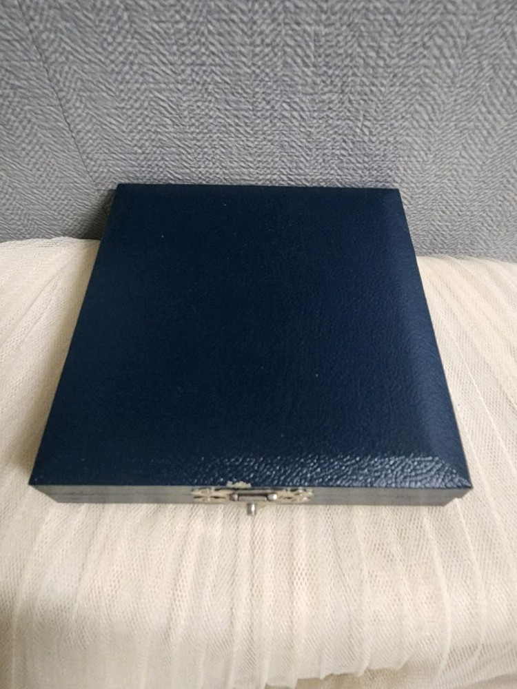 1975년 만국우표박람회 기념 동메달 이미지