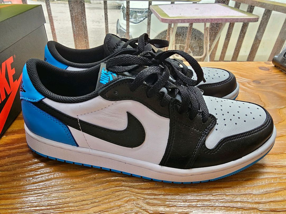 나이키조던 로우1 다크바우더블루280팝니다 이미지