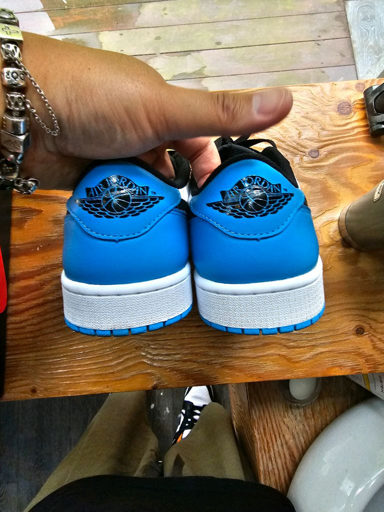 나이키조던 로우1 다크바우더블루280팝니다 이미지