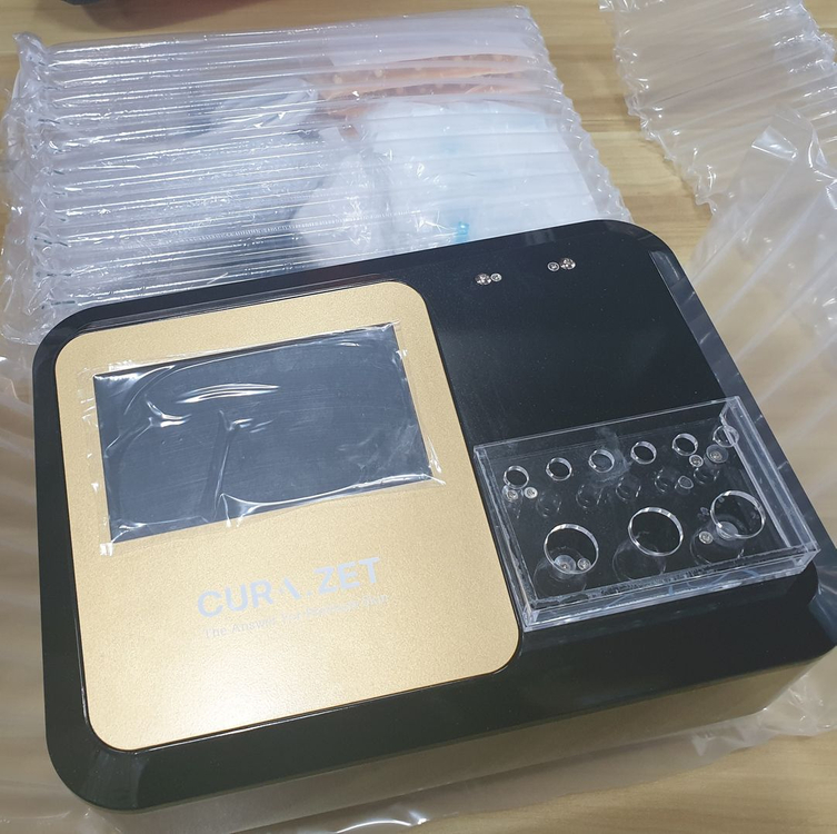 큐라젯 기기 (니들프리 비침습 피부미용기기) 이미지