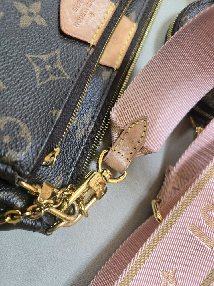 루이비통 악세수아 멀티 핑크+카키 스트랩2개 이미지