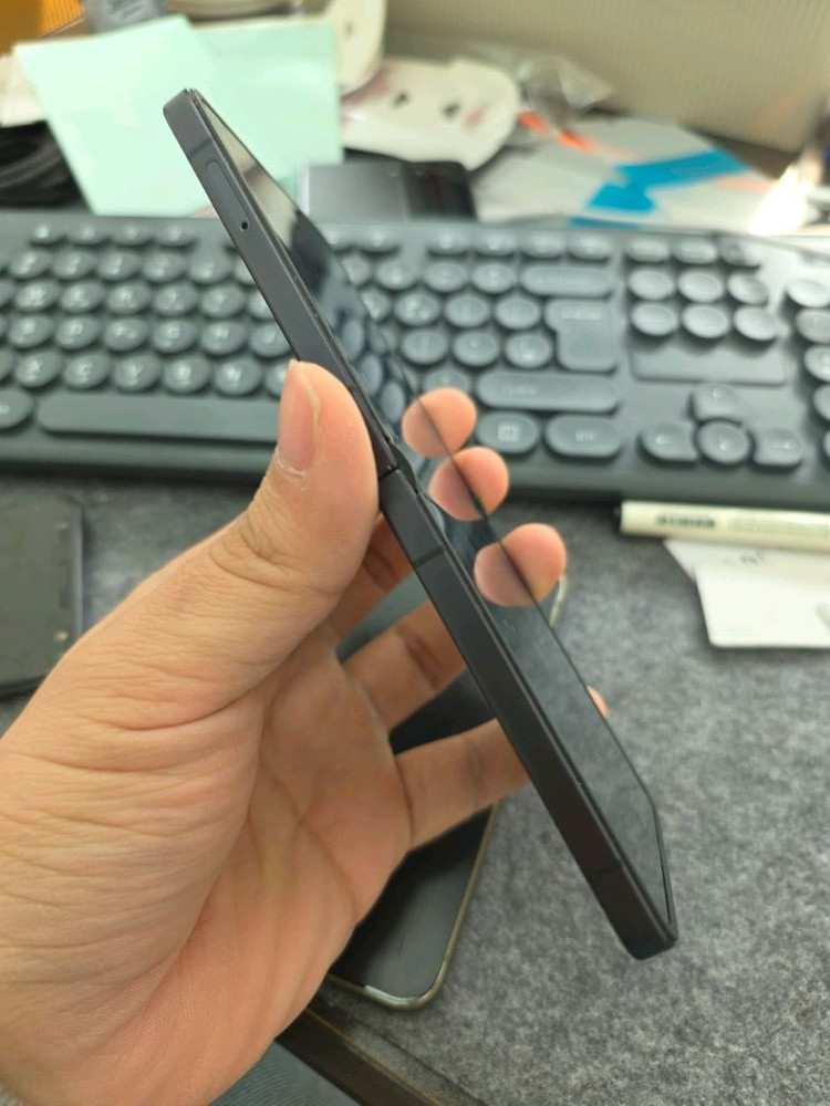 (5552)갤럭시z플립7 512 깨끗한기기 판매 이미지