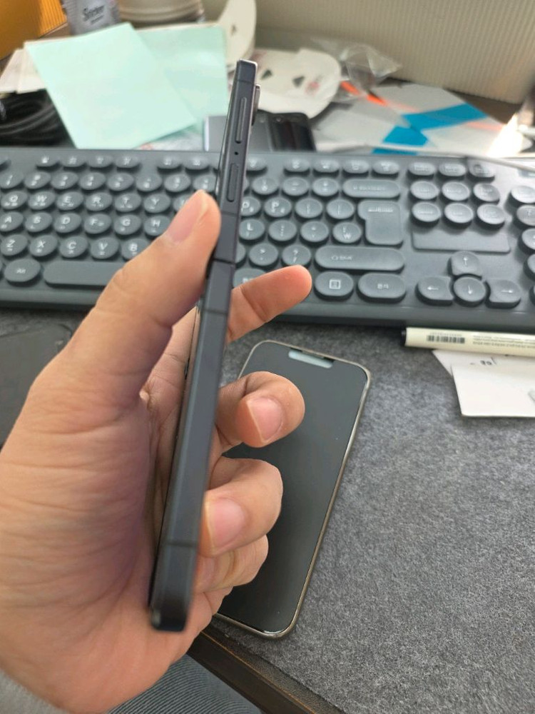 (5552)갤럭시z플립7 512 깨끗한기기 판매 이미지