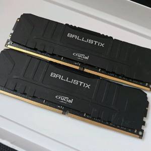 Crucial ballistix DDR4 32GB 메모리 이미지