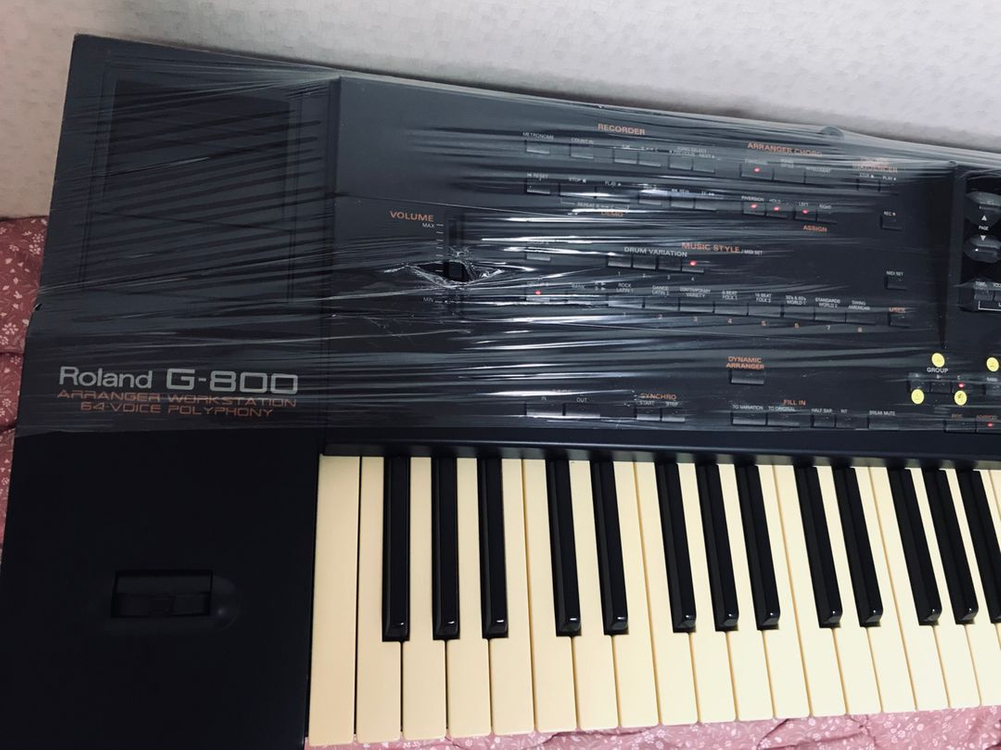 로랜드 G800 신디사이저 76건반 이미지