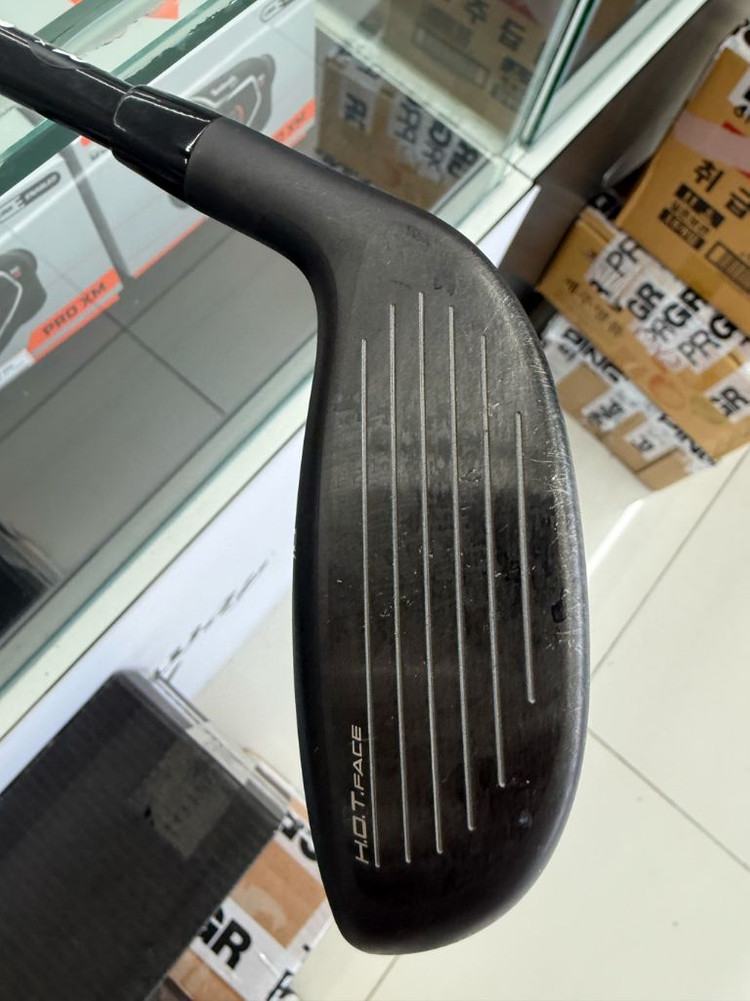 코브라 다크스피드 유틸리티 4번 SR 이미지