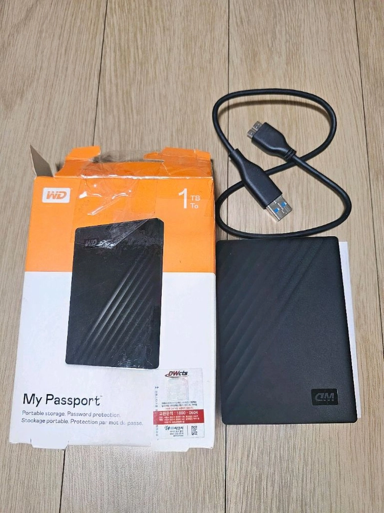 WD 마이 패스포트 1TB 포터블 외장 하드 드라이브 블랙 이미지