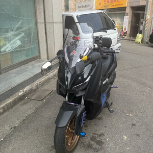 Xmax300 22년식 이미지