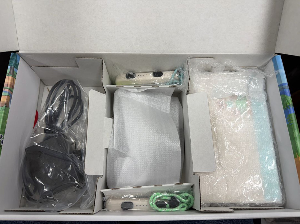 닌텐도 스위치 동물의 숲 에디션 풀박스 + 악세서리(업스케일링) 이미지