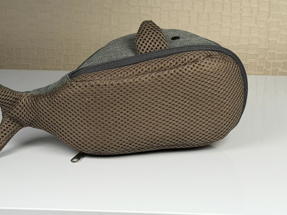 미러리스 카메라 고래 파우치 이미지