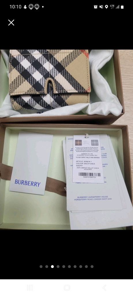 버버리 스몰 컴팩트 샌드 체크 반지갑 새상품 이미지