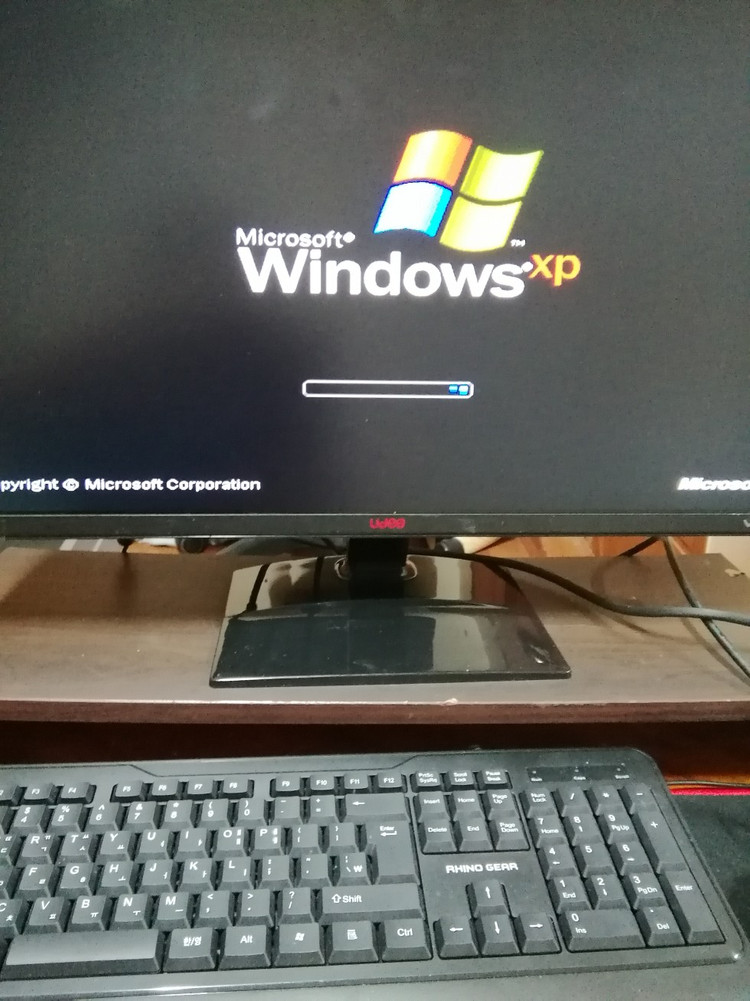 윈도우 XP 구형 컴퓨터 winxp windows XP 산업용 펜티엄 데스크탑 피시 본체 주연테크 4만 이미지