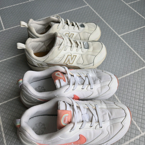 여아운동화 나이키210 뉴발란스200 이미지