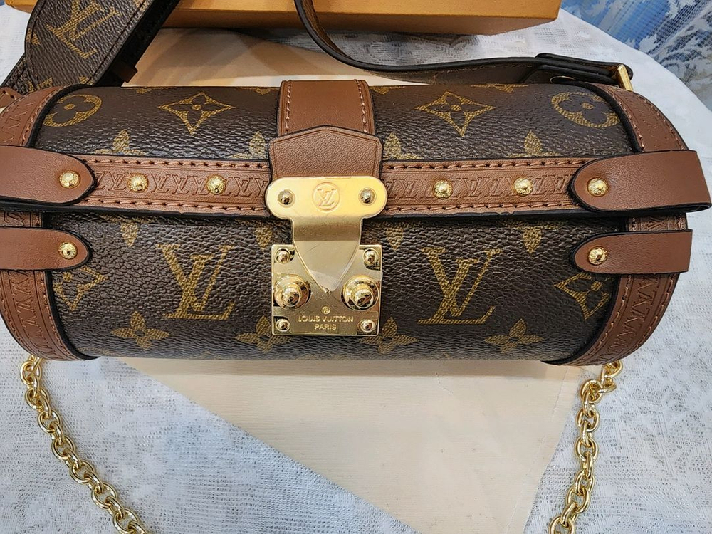 루이비통 빠삐용 쁘띠방도포함 이미지