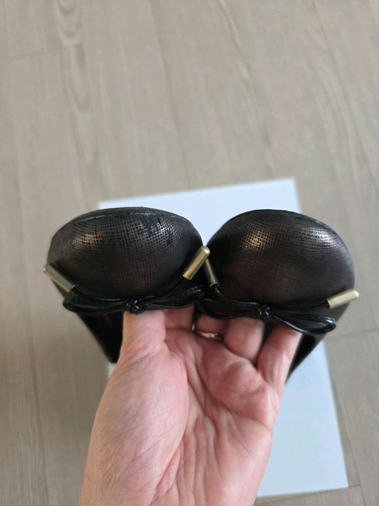 락포트 토탈모션 플랫슈즈. 225사이즈. 이미지