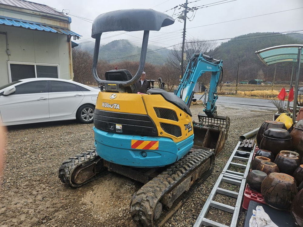 미니굴삭기 구보다 2톤 중고굴삭기 U20 2013년식 채바가지포함 이미지