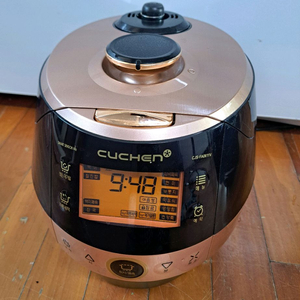 쿠첸6인용 압력밥솥 이미지