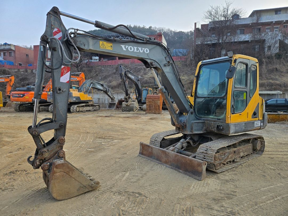 개인 농장용 자가용 추천 볼보 EC55B 2006년 굴삭기 이미지