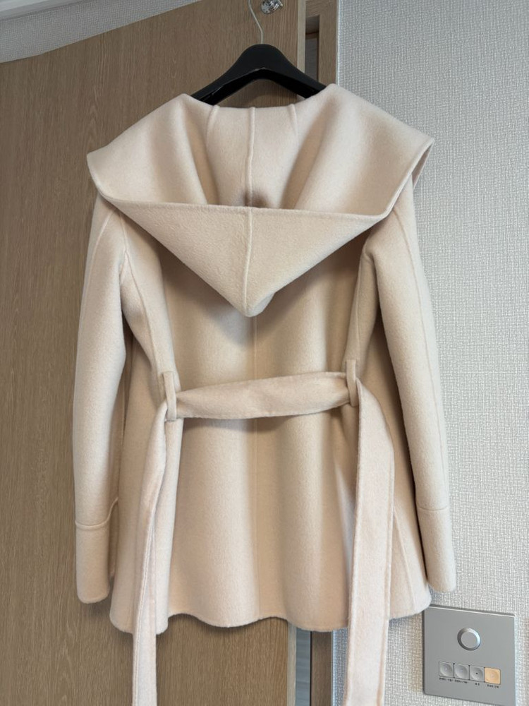 시에 엘라 핸드메이드 후드 코트 팔아요 이미지