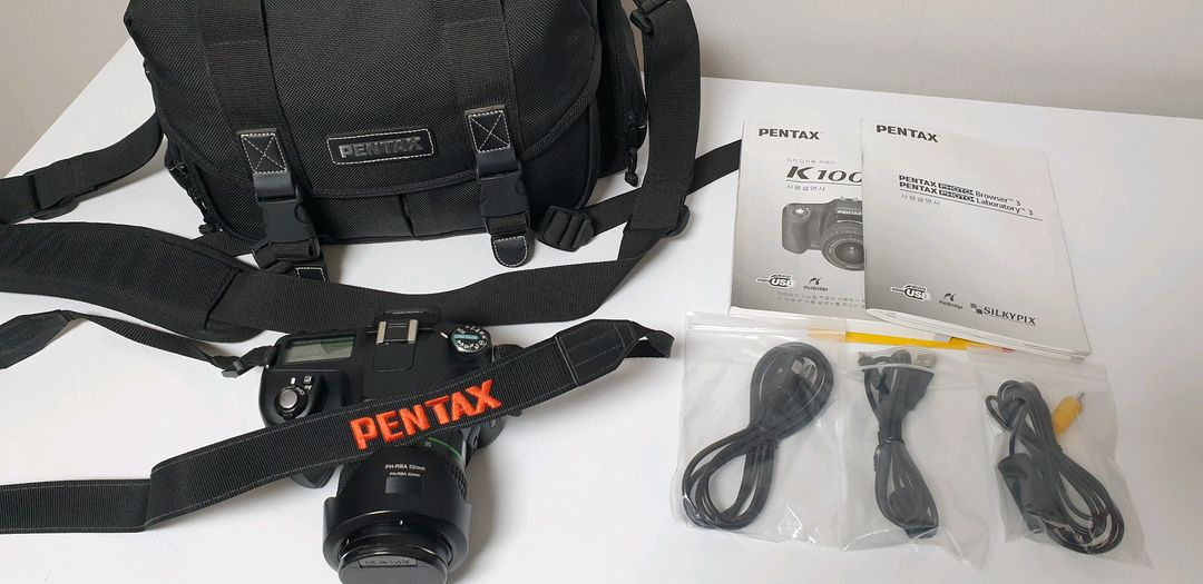 펜탁스 빈티지 디카 (K100D 카메라 + 가방) 이미지