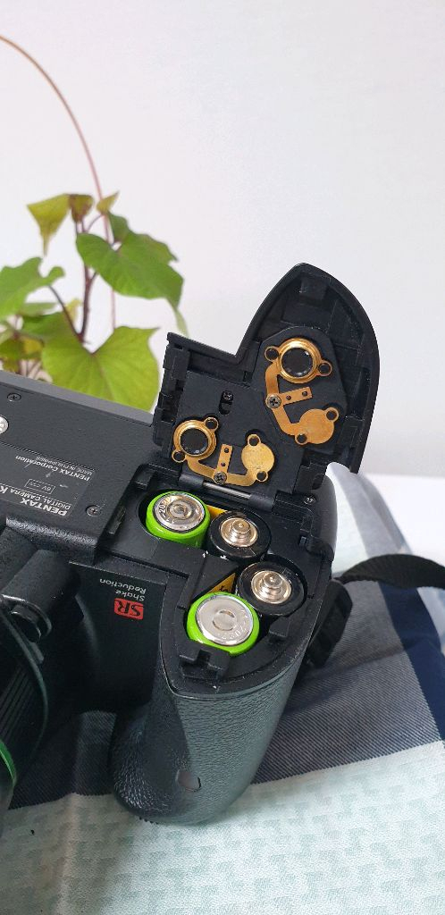 펜탁스 빈티지 디카 (K100D 카메라 + 가방) 이미지